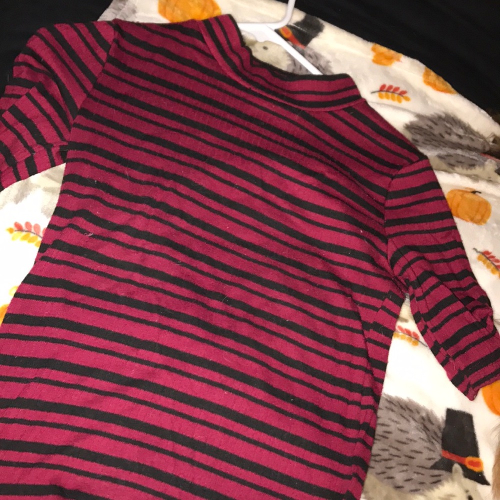 Red and Black Rue 21 crop sweater